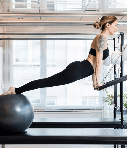 Học hỏi sao Hàn cách giữ dáng qua những bài tập thể dục cơ bản
